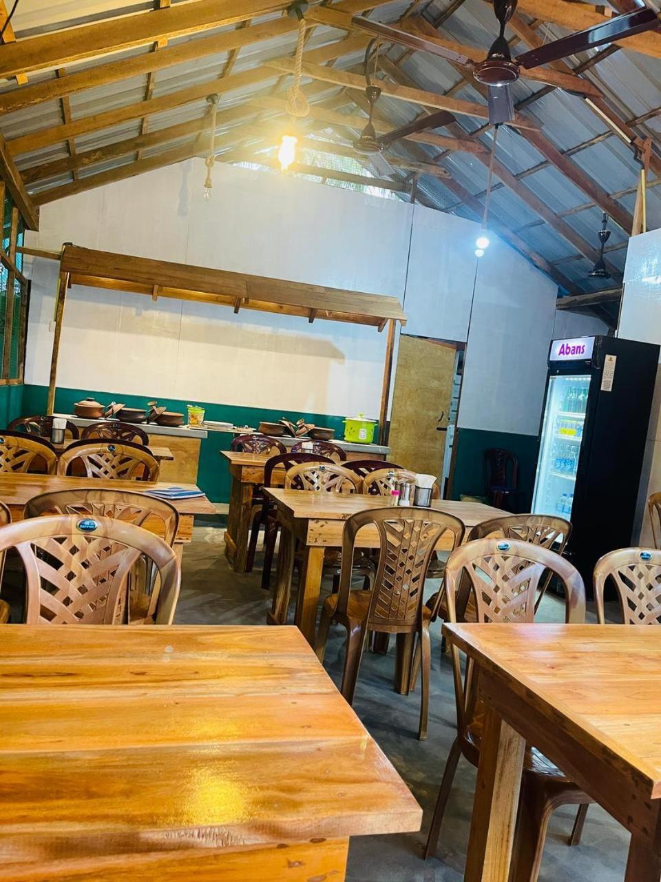 Alass Ga For Pets Lovers Trincomalee Esterno foto